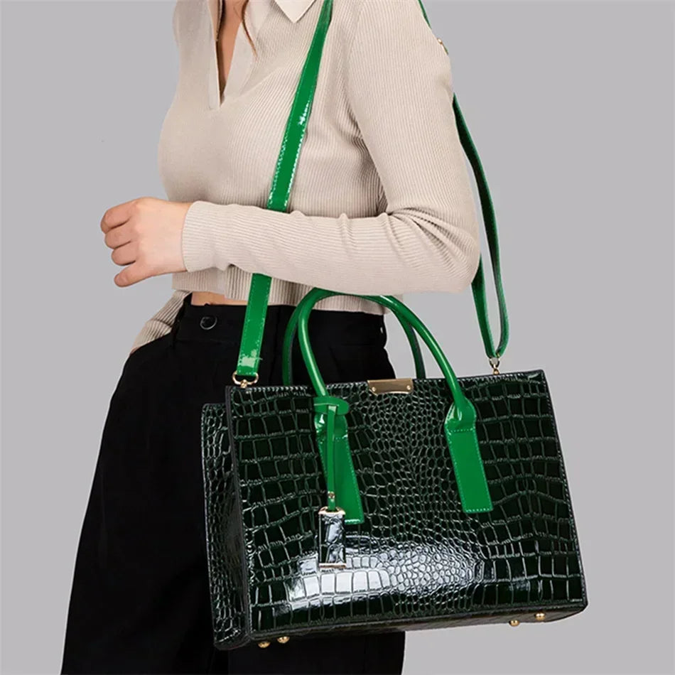 Crocodile Print Handbag Fit4ABoss™